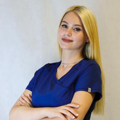 Dr. Lorena Bican