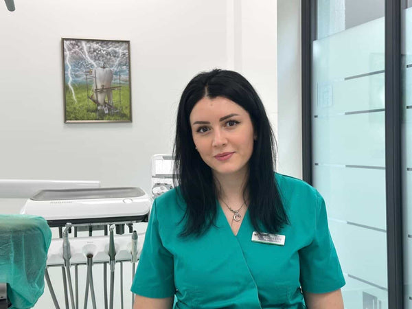 Dr. Andra Svet
