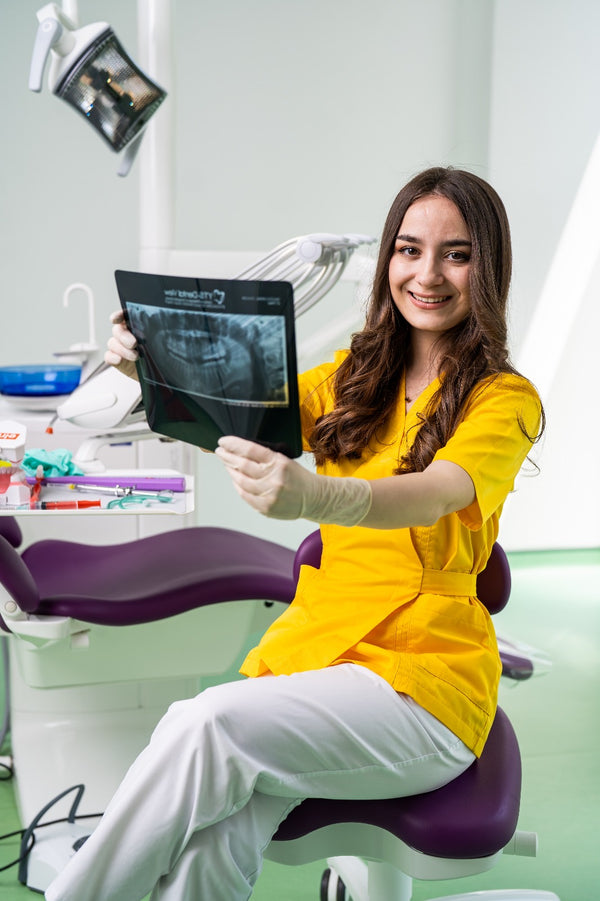 Dr. Oana Toader